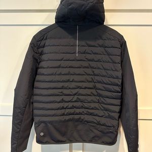 Lululemon jacket, like new.